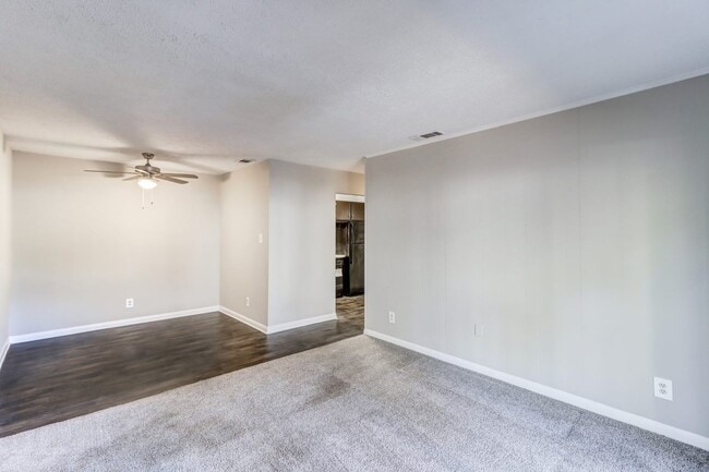 Timberland Apartments