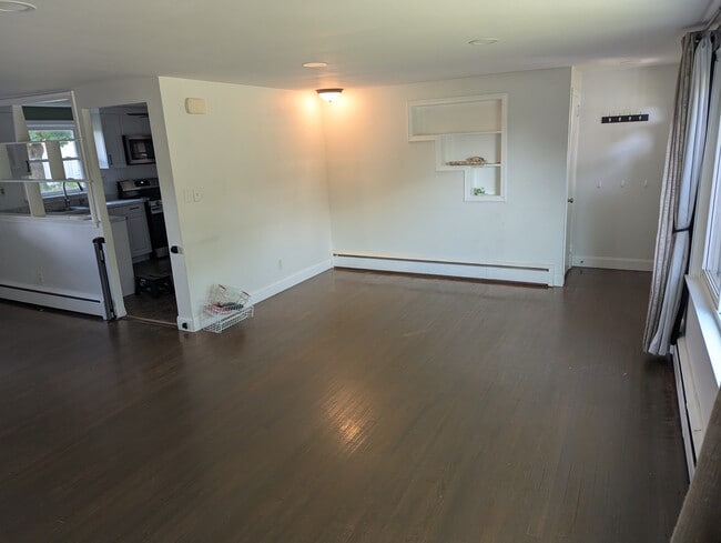 405 Edgehill Rd