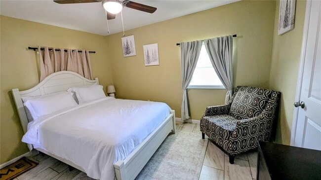 Photo - 1838 3rd St NW