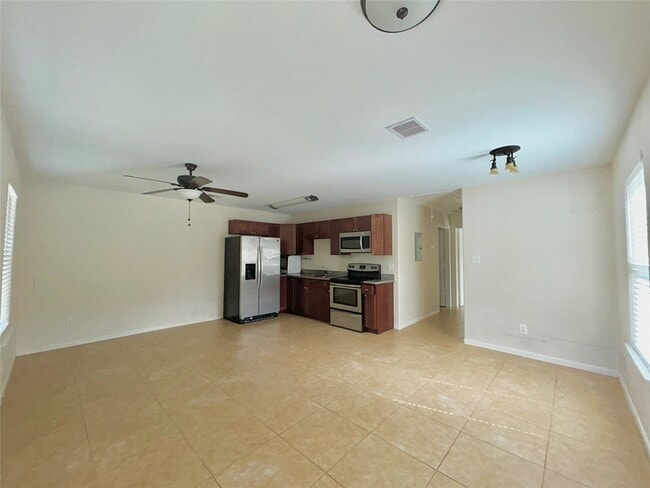 Photo - 3807 Putnam Dr