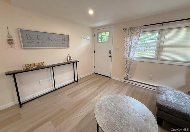 Photo - 129 Westbury Dr