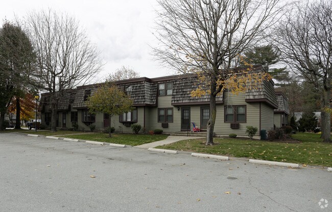 Primary Photo - Regent Park Apartments