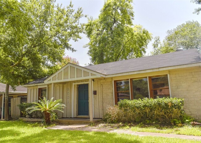 Photo - 5901 Darnell St