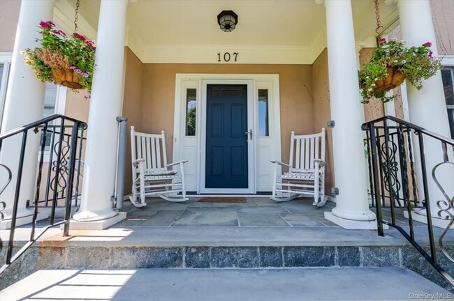 107 Puritan Dr