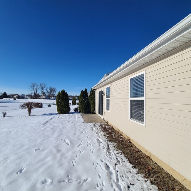 Photo - 10192 Greenmoor Dr