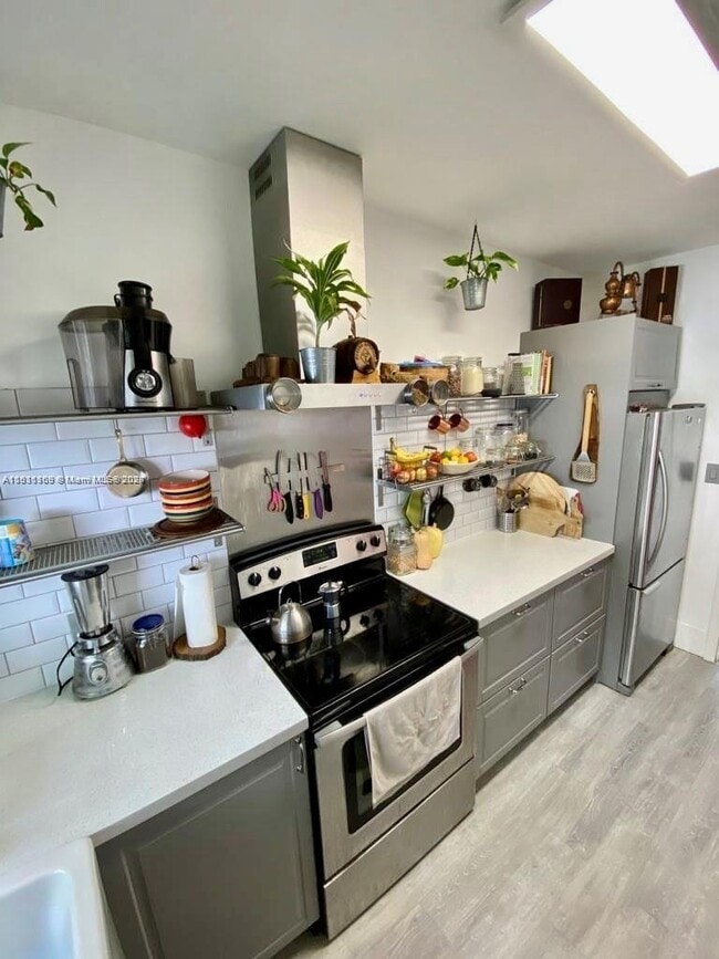 7911 East Dr Unit 1