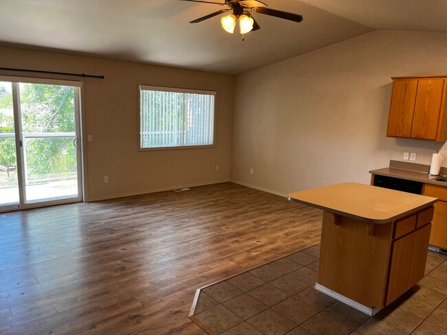 Photo - 2518 Valley View Ct