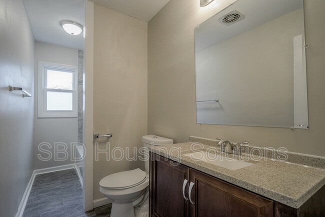 Photo - 9404 E 80 Terrace