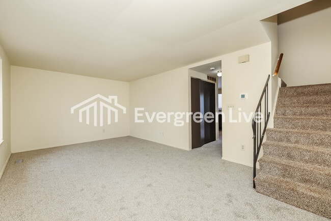 Photo - 7560 Mt Hood