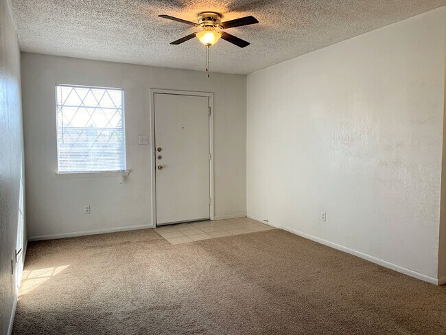 Photo - 917 N 7th St Unidad Apt C