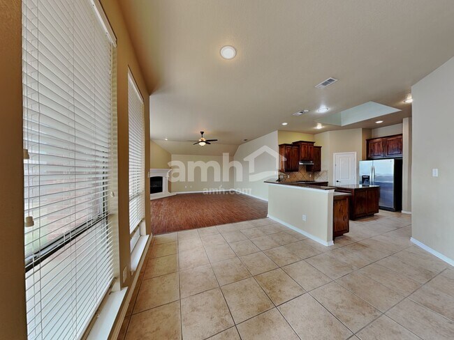 Photo - 4112 Chloe Ln