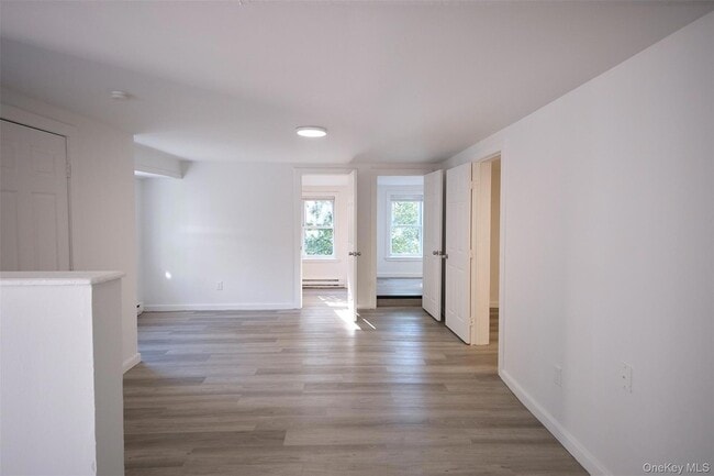 Photo - 73 E Main St Unidad 1