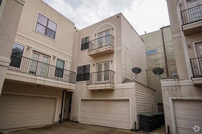 Building Photo - 4411 Koehler St Unit C Rental