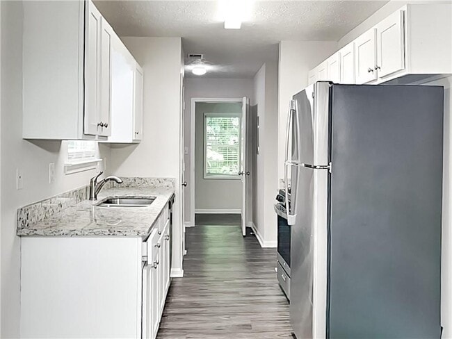 Photo - 244 Hale Haven Dr