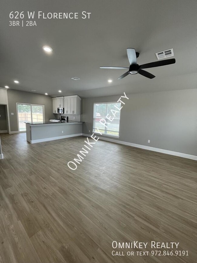 Photo - 626 W Florence St