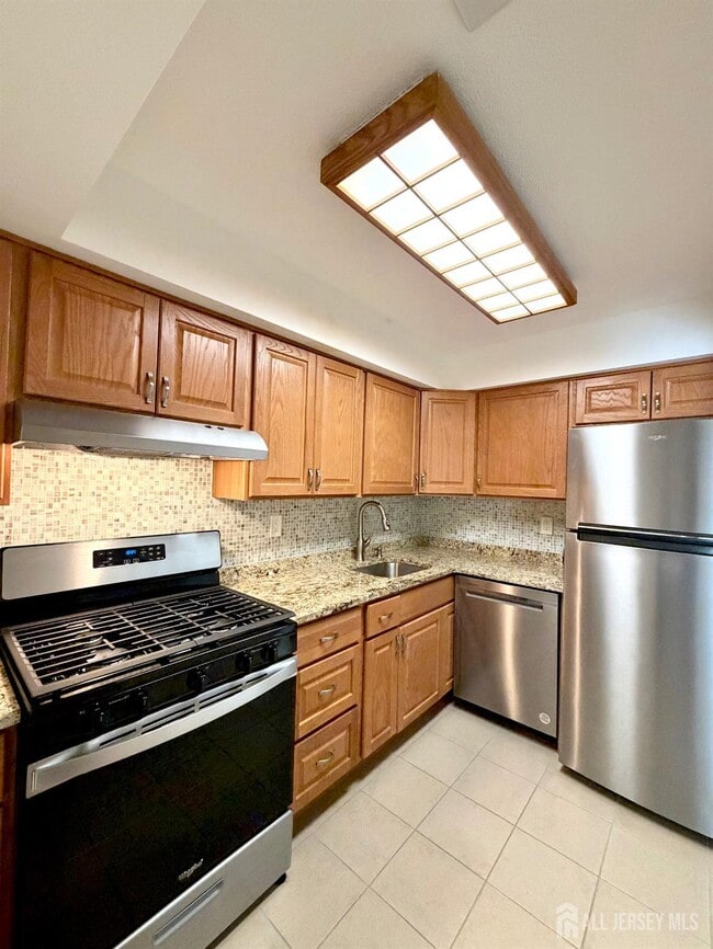 Photo - 43 Deerberry Ln