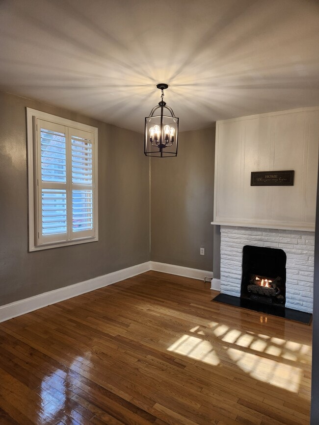 Photo - 457 Ridge St NW