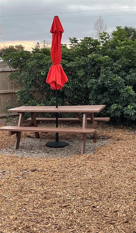 Photo - 828 S Tuttle Ave