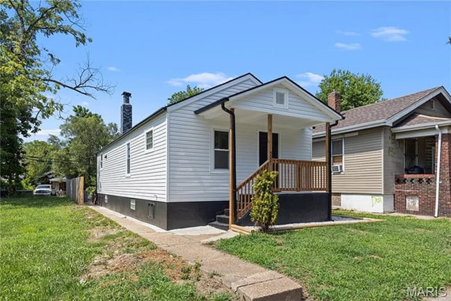 Photo - Totally Renovated & Totally Adorable - Sec...