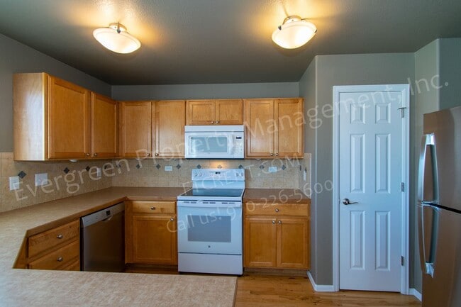 Photo - 2457 Marshfield Ln