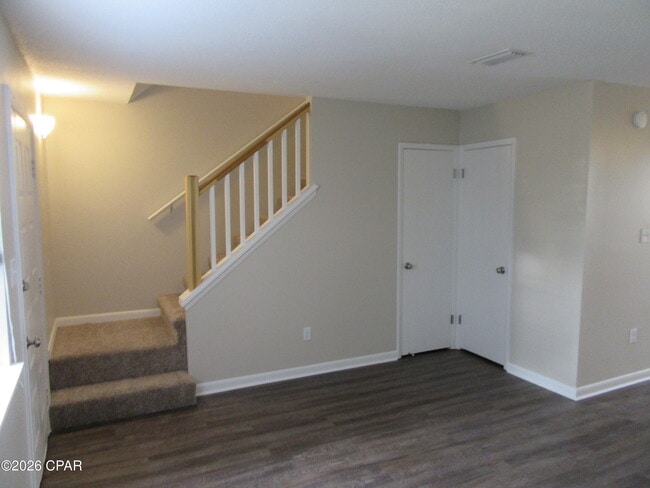 Photo - 2750 W 12th St