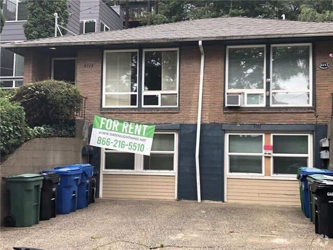 Building Photo - 5115 Ravenna Ave NE Rental