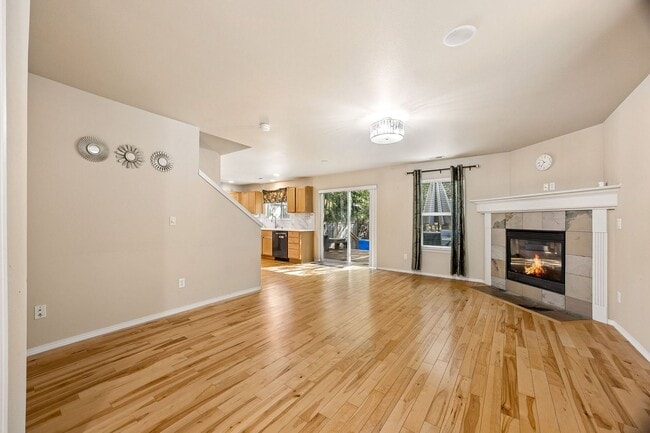 Photo - 3 Bedroom 2.5 bath Foxglove Meadows Home $3495.00