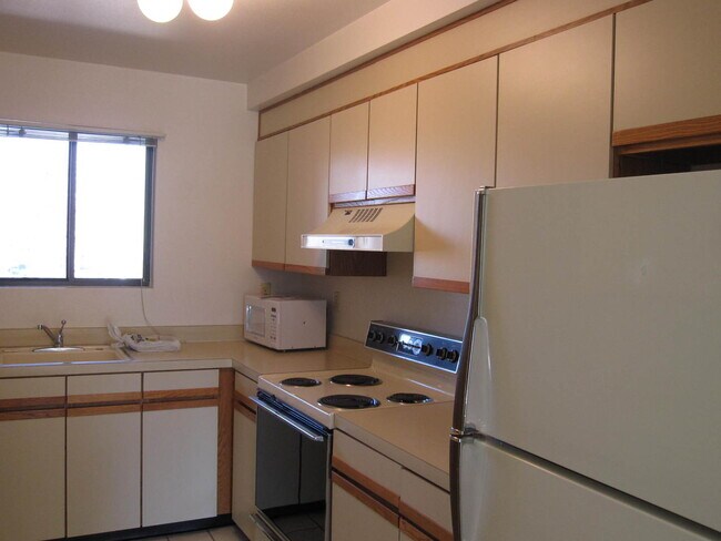 Photo - Spacious 2B/2B Condo in Desirable Kings Ri... Unit 207