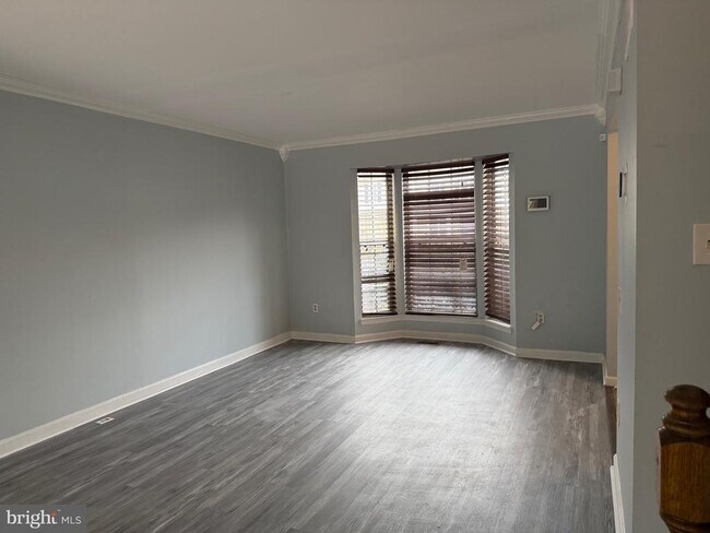 Photo - 30 Woodhollow Ct