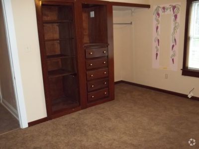 Building Photo - 2428 5th Ave Rental
