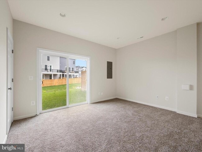 Photo - 113 Heyford Dr