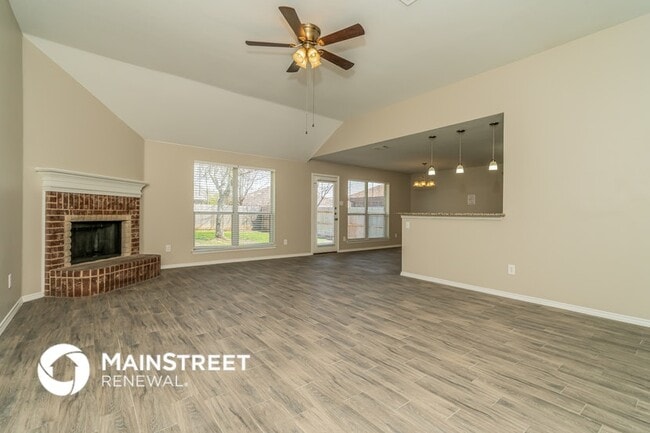 Photo - 8015 Splitrail Ct