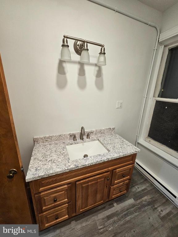 Photo - 1801 S Main St Unidad APT 4 2ND FLOOR
