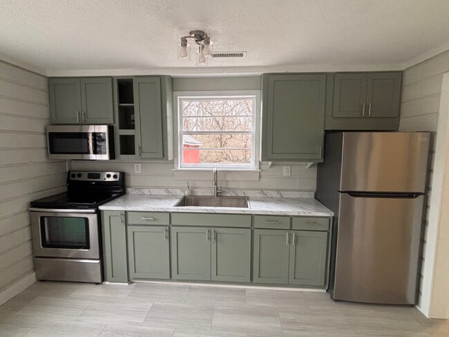 Photo - 35 Whitsett Rd