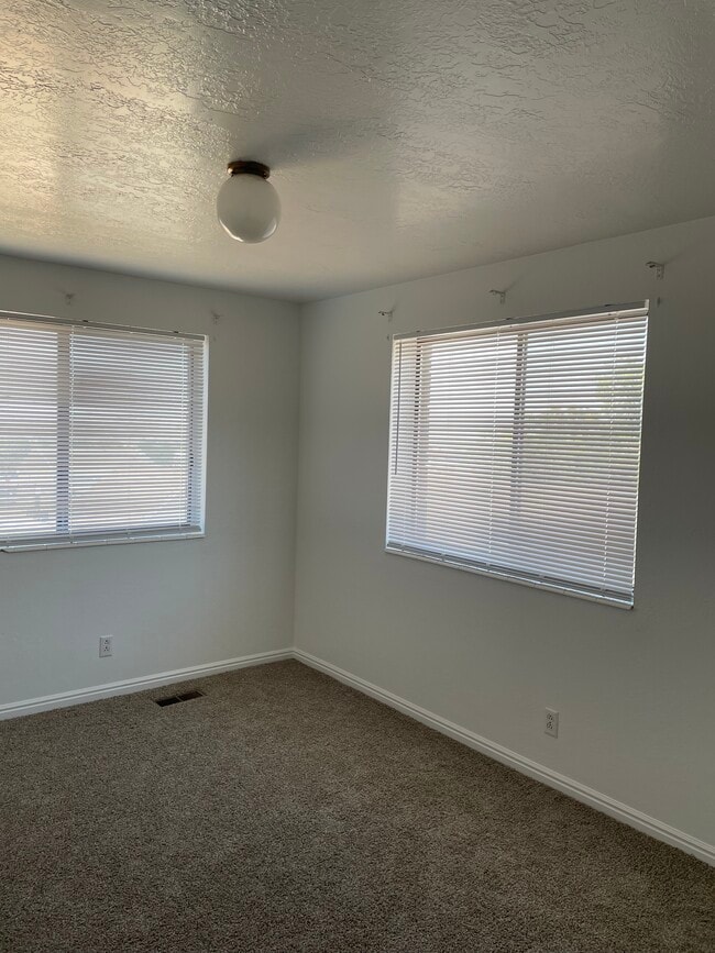 Photo - 2894 S 625 W