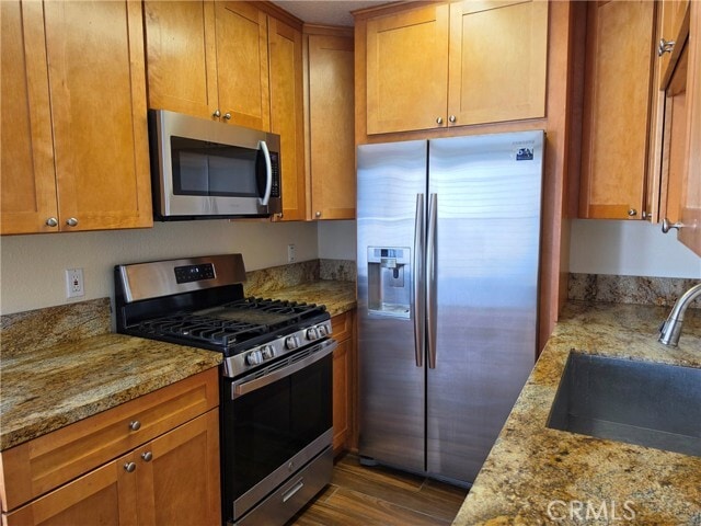 837 Redondo Ave