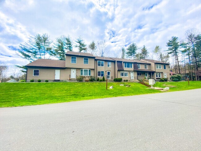 Photo - 104 Evergreen Dr Townhome
