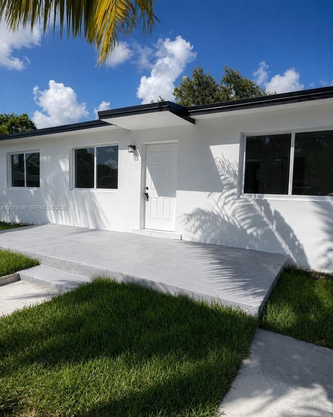 Photo - 901 NW 116th St