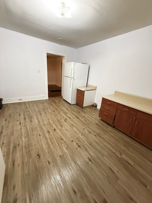 Photo - 506-506 Kingston Ave NE Unit 506B