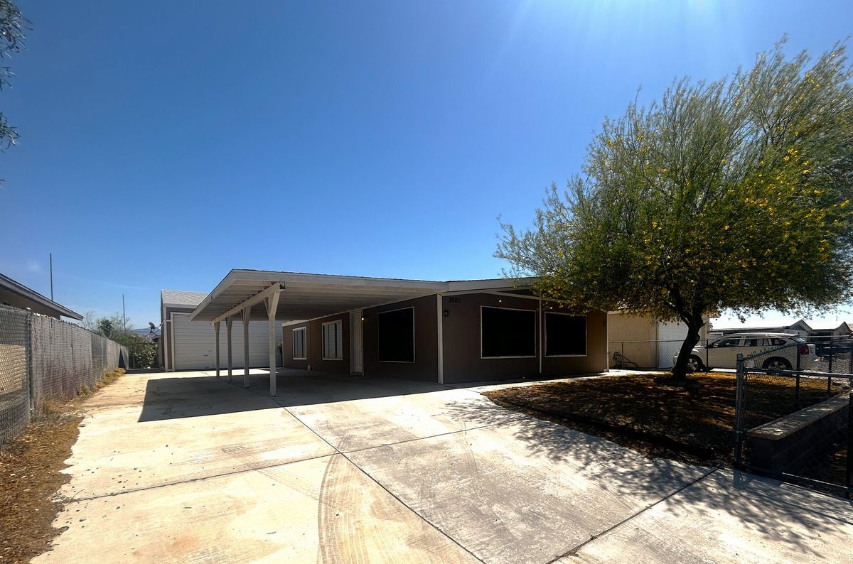 Photo - 1680 Dean Dr House