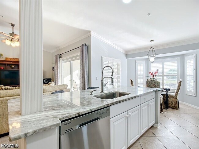 Photo - 10401 McArthur Palms Ln Unit 2523