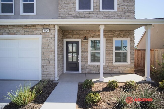 Photo - Stunning Home in Gossamer Grove!