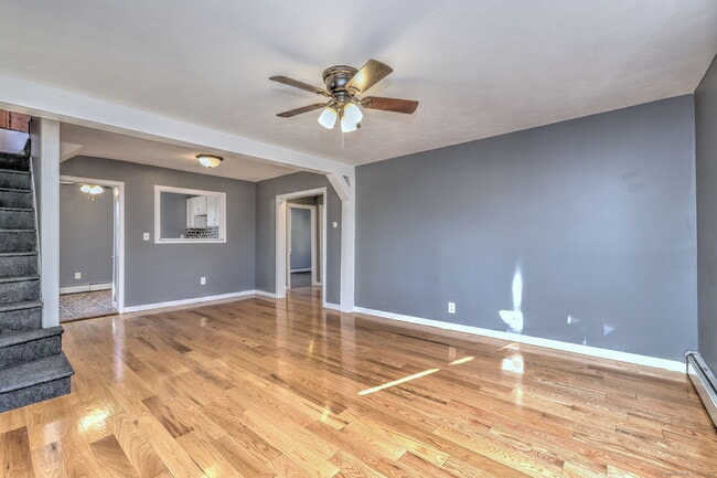 Photo - 36 Holmes Ave