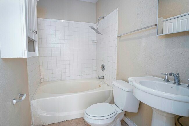 Photo - 717 N Colorado St