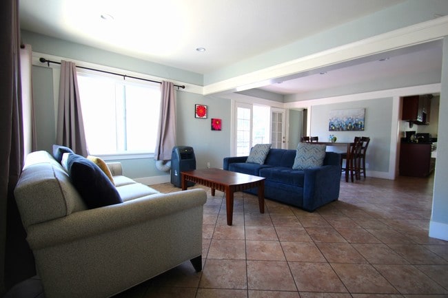 Photo - 1 Bonito Ave