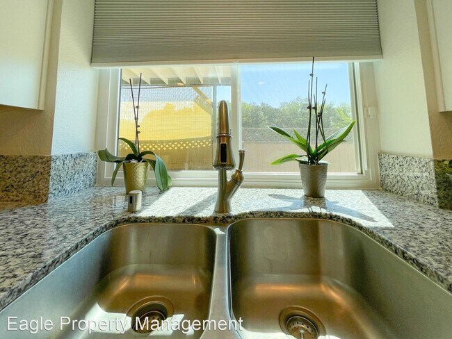 Photo - 3 br, 3 bath House - 5965 Willowynd Dr