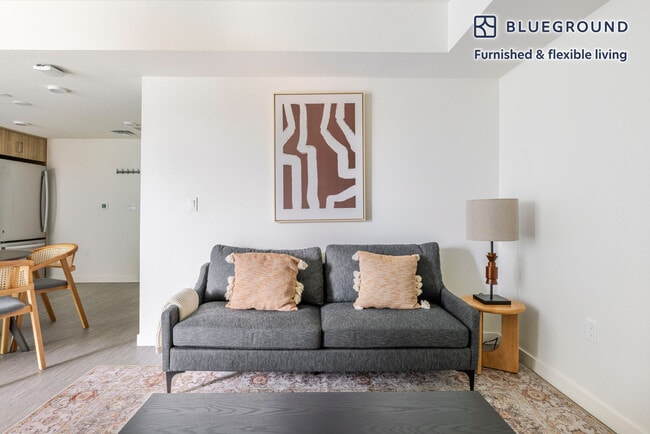 Photo - 2150 Kittredge St Unidad FL4-ID1955