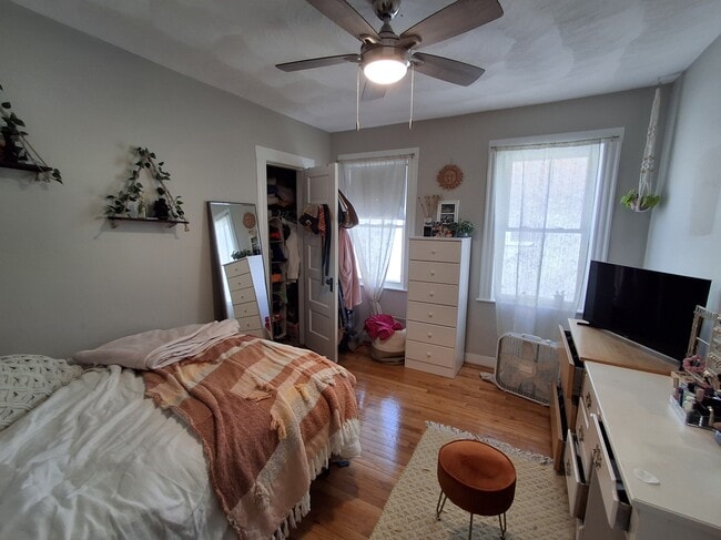 Photo - 24 French St Unit 24 French Street