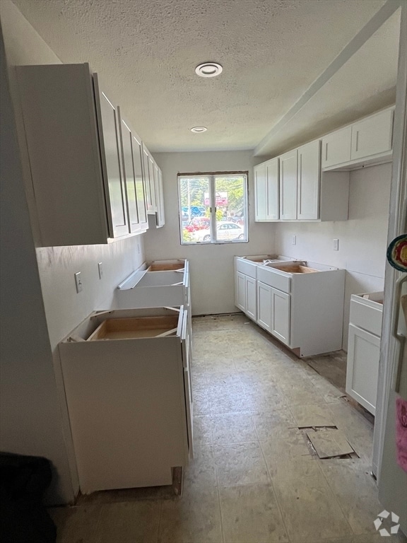 Building Photo - 46 Lowell St Unit B Rental