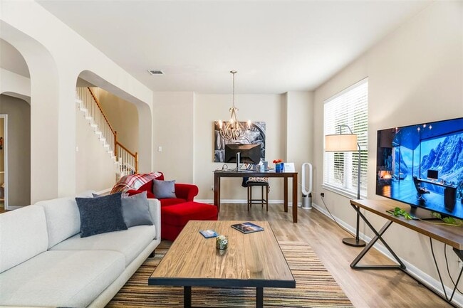 Photo - 14504 Broadwinged Hawk Dr